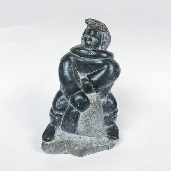 Inuit Soapstone Carved Eskimo Art - Man #8380 Vintage, Signed on Bottom - Picture 1 of 8